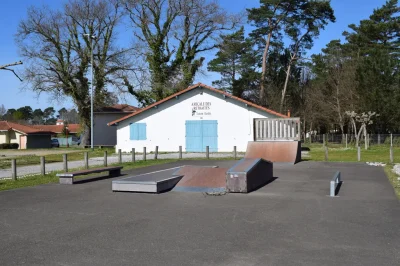 Skatepark-8211-Saint-Julien-en-Born_1796420