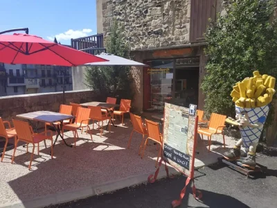 Snacky-Family-8211-Saint-Geniez-d039Olt-et-d039Aubrac_2241809