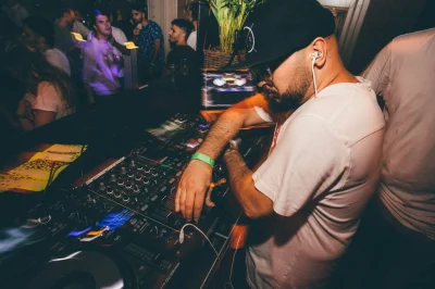 Soiree-DJ-8211-28-05-2025-8211-Monceaux-sur-Dordogne_2613754