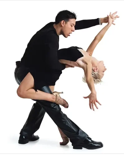 Soiree-salsa-et-initiation-a-la-danse-8211-Tracy-le-Mont_3659205