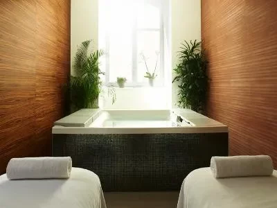 Spa-by-Clarins_714801