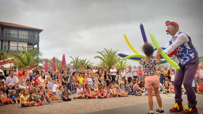 Spectacle-quotfamillequot-8211-Tous-en-scene-avec-Zygo-8211-15-07-2025-8211-Hendaye_2286649