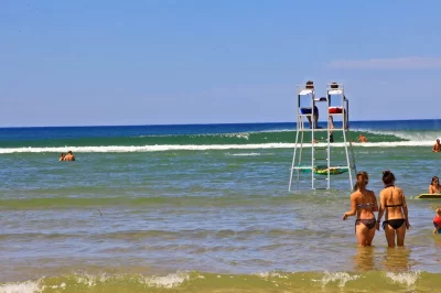Spot-de-surf-de-la-Plage-Sud_1133232