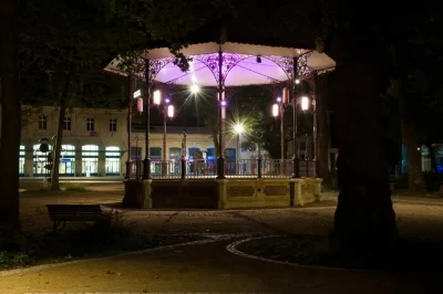 Square-de-la-Gare_567081