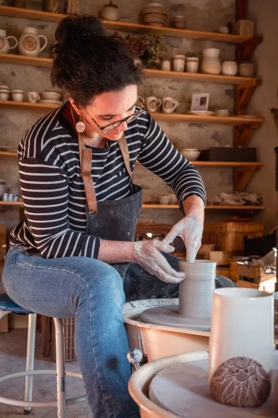 Stage-de-poterie-a-Montbrun-8211-27-09-2025-8211-Montbrun_2484301