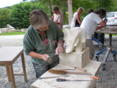 Stage-de-sculpture-avec-Erick-Storch-8211-16-06-2025-8211-Franseches_2293541