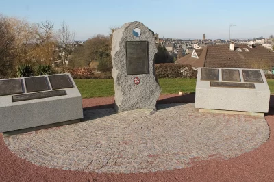 Stele-commemorative-de-la-cote-203-8211-Vire_555477