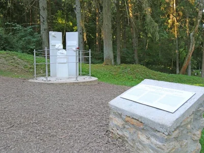 Stele-des-fusilles-8211-Fleury-devant-Douaumont_3897048