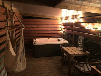 Studio-Cosy-amp-Jaccuzi_121126