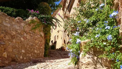 TOUR-AUTOUR-DE-SAINT-JEAN-DE-MINERVOIS-8211-GR®-DE-PAYS-MINERVOIS-SAINT-CHINIAN-FAUGERES-8211-Cruzy_1201525