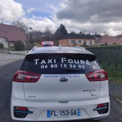Taxi-Foure-Patricia-8211-Naves_3427648