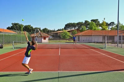 Terrains-de-tennis-municipaux_1131678