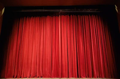Theatre-8211-15-02-2026-8211-Gencay_3369279
