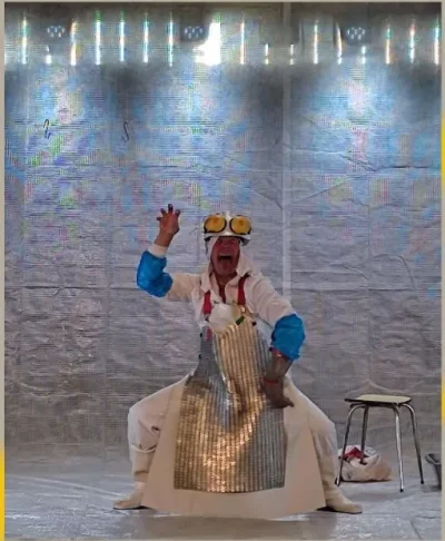 Theatre-quotA-la-lignequot-par-Julien-Pillet-a-La-Scenette-8211-09-05-2025-8211-Leobard_2477258