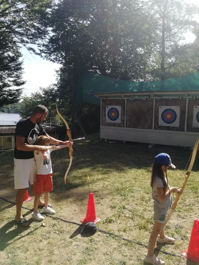 Tir-a-l039arc-a-la-base-de-plein-air-d039Eguzon-8211-Eguzon-Chantome_2389899