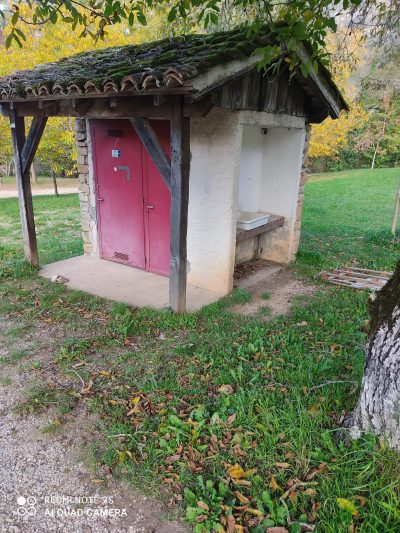 Toilettes-du-chemin-des-fargues_31747