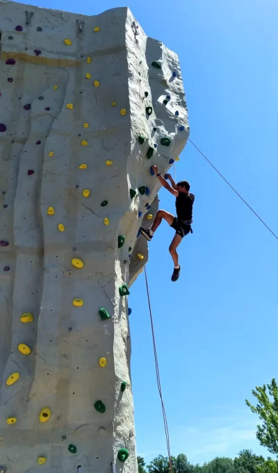 Tour-d039escalade-BASE-Sports-Loisirs-Vezere_1131840