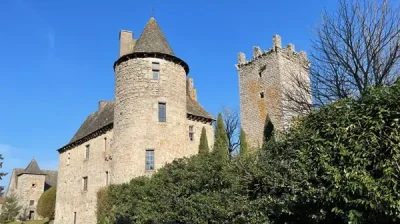 Tour-du-chateau-de-Senergues-groupe-8211-Senergues_2266115