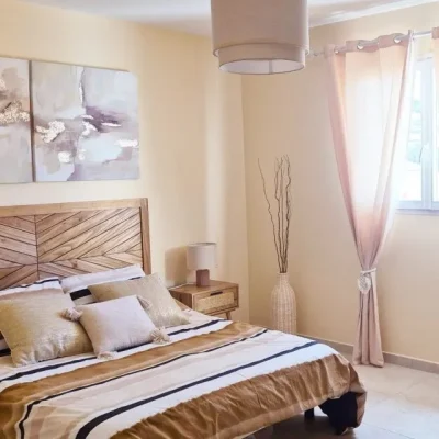 UNE-BELLE-HISTOIRE-8211-CHAMBRE-1-8211-Argelliers_3708610