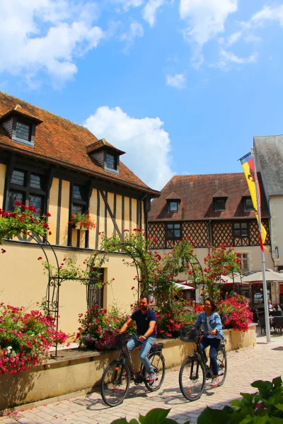Un-chateau-peut-en-cacher-un-autre-8211-itineraire-court-8211-Aubigny-sur-Nere_2600059