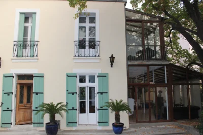 VILLA-KUMQUATS-8211-CHAMBRES-amp-TABLE-HOTES-URBAINES-8211-Beziers_2390842