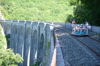 Velorail-et-Train-Touristique-du-Larzac_693163