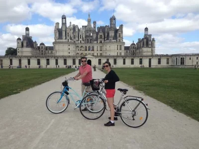 Velos-des-chateaux-8211-location-de-velos-jardi-vert-8211-Bracieux_268388-1