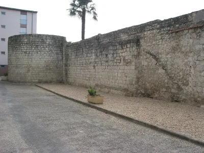 Vestiges-de-remparts-8211-Sainte-Foy-la-Grande_1445499
