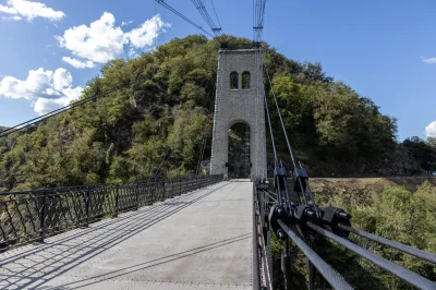 Viaduc-des-Rochers-Noirs-8211-Soursac_2822629