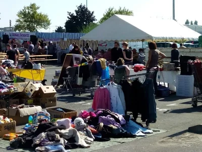Vide-grenier-au-Port-de-Plagne-8211-20-09-2025-8211-Saint-Andre-de-Cubzac_2912393