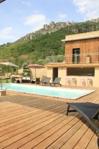 Villa-des-Gorges-du-Tarn-groupes-8211-Mostuejouls_2263982