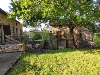 Village-Nature-de-Mergieux-meuble-Le-Cros-8211-Najac_2239526