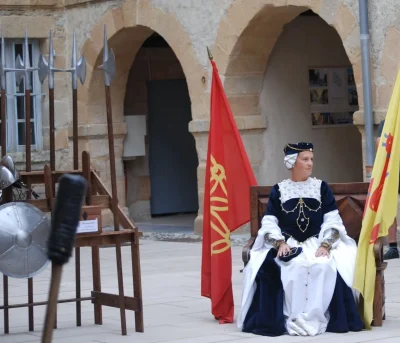 Visite-Au-temps-de-la-reine-Jeanne-d039Albret-a-Navarrenx-8211-Navarrenx_2358661