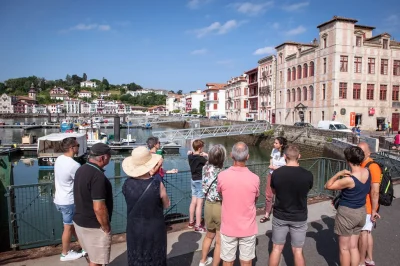 Visite-Pays-dart-et-dhistoire-quotCoeur-de-villequot-8211-23-12-2025-8211-Saint-Jean-de-Luz_3051302