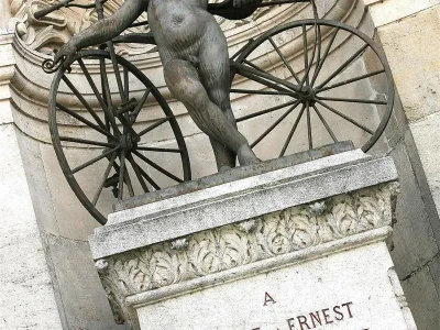 Visite-accompagnee-8211-monuments-et-statues-de-la-ville-basse-8211-Bar-le-Duc_3910487