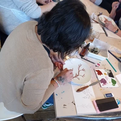 Visite-atelier-8211-Fetons-les-100-ans-de-l039Art-deco-avec-l039artiste-Garance-Creations-8211-26-10-2025-8211-Limoges_3165884