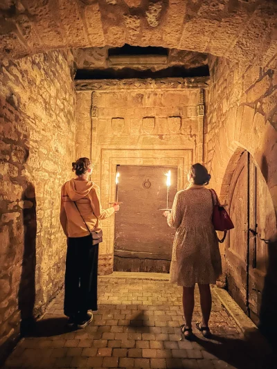 Visite-aux-flambeaux-et-aux-lampions-de-la-cite-medievale-de-Gourdon-8211-Gourdon_2955669