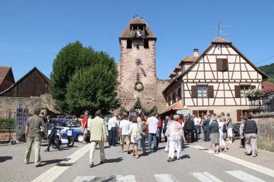 Visite-commentee-du-village-fete-de-la-fontaine-8211-Wangen_2689898