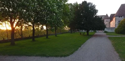 Visite-contee-du-Chateau-de-Born-avec-Janouille-la-Fripouille-8211-Saint-Eutrope-de-Born_2808946