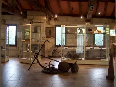 Visite-du-musee-de-la-Dordogne-Bateliere-pour-les-Journees-Europeennes-du-Patrimoine-8211-20-09-2025-8211-Port-Sainte-Foy-et-Ponchapt_2298523