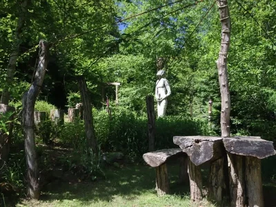 Visite-guidee-Cote-cour-ou-cote-jardin-Les-coulisses-dUne-Figue-dans-le-Poirier-8211-Girmont-Val-d039Ajol_2594861