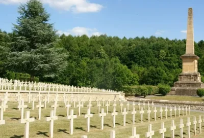 Visite-guidee-VAH-Sedan-Petites-histoires-du-cimetiere-Saint-Charles-8211-29-10-2025-8211-Sedan_2436477