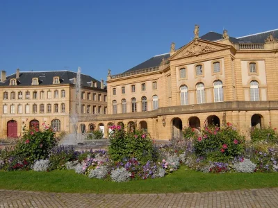 Visite-guidee-de-Metz-8211-De-la-Cathedrale-a-la-place-de-la-Comedie-8211-Metz_2468181