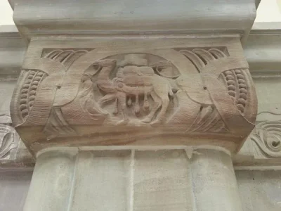 Visite-guidee-de-Metz-8211-Gare-de-Metz-bestiaire-et-symbolique-8211-22-04-2026-8211-Metz_3542723