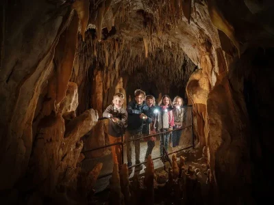 Visite-speciale-quotfamillesquot-La-petite-aventure-souterraine-8211-22-04-2026-8211-Villars_3482753