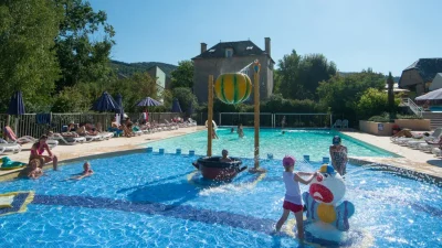 Yelloh-Village-La-grange-de-Monteillac-8211-Laissac-Severac-l039Eglise_2227369