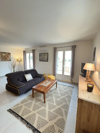quotJoli-Mas-ca-MarquotArles-8211-Arles_2429800