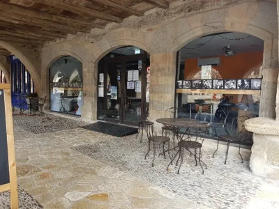 quotL039Epiceriequot-Bar-restaurant-epicerie-caviste-8211-Sauveterre-de-Rouergue_2235328